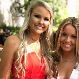 Meet your Posher, Claudia